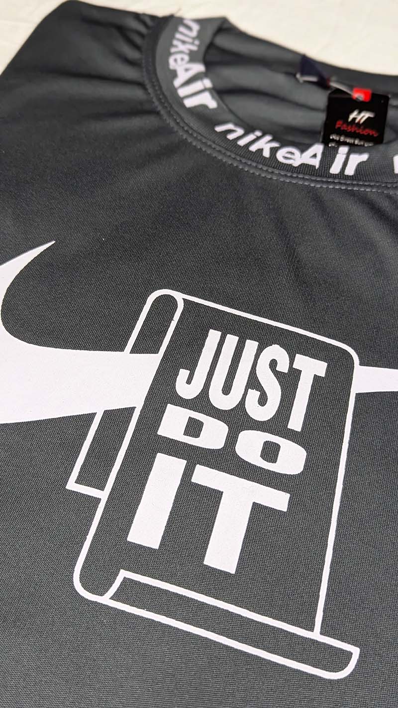 Pack of two Nike T-Shirts - Image 3